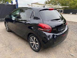 Peugeot 208 ALLURE picture 15