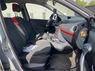 Renault Clio RIP CURL picture 23