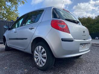 Renault Clio RIP CURL picture 13
