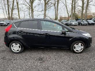 Schadeauto Ford Fiesta TITANIUM 2009/4