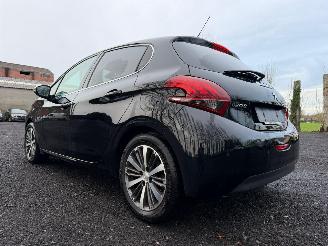 Peugeot 208 ALLURE picture 11