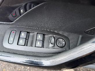 Peugeot 208 ALLURE picture 28