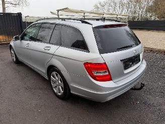 Mercedes C-klasse C180 picture 11