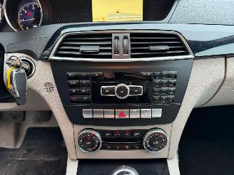 Mercedes C-klasse C180 picture 27