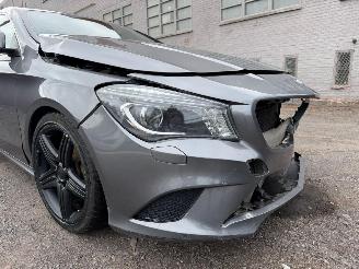 Mercedes Cla-klasse 200 picture 3