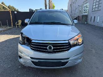 Ssang yong Rodius  picture 10