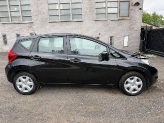 Damaged car Nissan Note  2015/4
