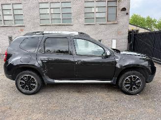 Damaged car Dacia Duster PRESTIGE 2016/12