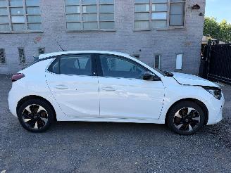 Damaged car Opel Corsa ELECTRIC ELEGA 2020/2