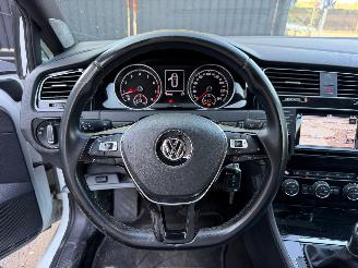 Volkswagen Golf HIGHLINE R-LINE picture 23