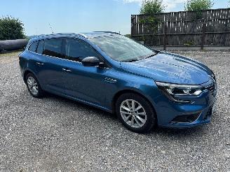 Renault Mégane IV GRANDTOUR picture 2