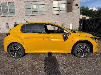 damaged passenger cars Peugeot 208 II GT LINE 2022/11