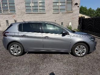 Peugeot 308 II ACTIVE picture 1