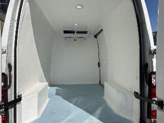 krockskadad bil bedrijf Renault Master 2.3 DCI L2H2 KOELING 2019/8