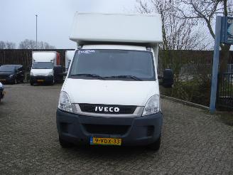 Iveco Daily MEUBELBAK 2.3D  AUTOMAAT picture 2