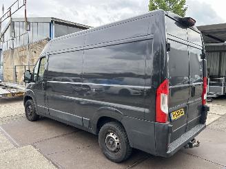 Peugeot Boxer 330 2.0 BLEU HDI  L2H2 PREMIUM PACK picture 4
