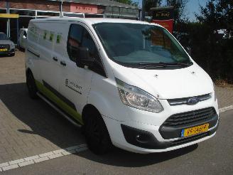 Auto incidentate Ford Transit Custom 2,2DCI L2-H1 AIRCO 2013/9