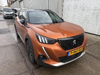 skadebil auto Peugeot 2008 1.2 Puretech GT Line Automaat 2020/2
