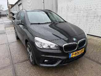 uszkodzony samochody osobowe BMW 2-serie 218d Sport 2015/6