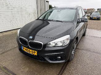 BMW 2-serie 218d Sport picture 15