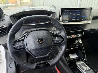 Peugeot e-208 EV GT Avant 51 kWh picture 16