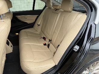 BMW 3-serie 320i Luxury Line Executive picture 21