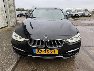 BMW 3-serie 320i Luxury Line Executive picture 10