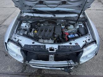 Dacia Duster 1.6 Lauréate 2wd picture 9