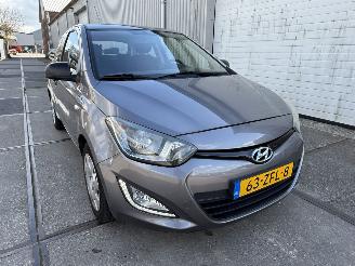 Voiture accidenté Hyundai I-20 1.2i First Edition Airco 2012/10