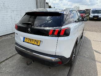 Peugeot 3008 1.2 PT Allure picture 5