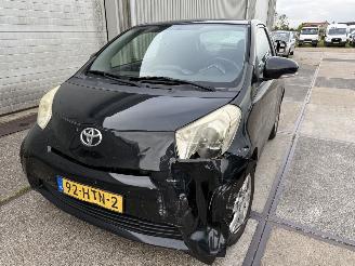 krockskadad bil auto Toyota iQ 1.0 VVTi Comfort 2009/2