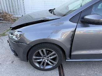Volkswagen Polo 1.2 TSI Allstar Navigatie picture 8