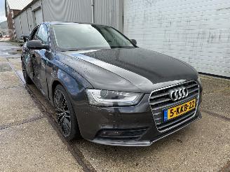 uszkodzony samochody osobowe Audi A4 1.8 TFSI Business Edition 2013/5