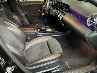 Mercedes A-klasse 180 d AMG LINE PANO NIGHT CAMERA NAVI LED picture 11