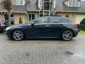 Schadeauto Mercedes A-klasse 180 d AMG LINE PANORAMADAK NAVI CAMERA 2018/9