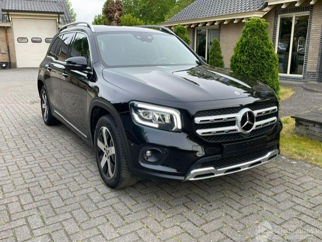 Mercedes GLB 200 d PROGRESSIVE NAVI CAMERA LED