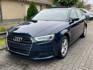 uszkodzony samochody osobowe Audi A3 Sportback 35 TDI S-TRONIC PANO NAVI LEDER 2020/6