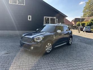 Vaurioauto  passenger cars Mini Countryman COOPER 1.5 NAVI CLIMA CAMERA LED KEYLESS LED B.J 07-2019 2019/7