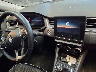 Auto incidentate Renault Captur TECHNO NAVI CLIMA CAMERA LED B.J 09-2023 2023/9