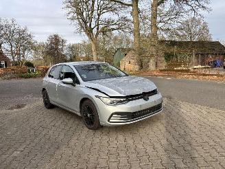 Volkswagen Golf 8 EDITION TSI 110 PK CLIMA CRUISE LED B.J 05-2022 picture 3