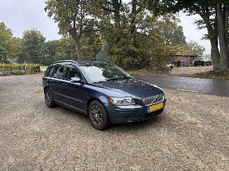 Volvo V-50 1.8 EDITION 125 PK AIRCO TREKHAAK B.J 09-2005 GEEN SCHADE picture 3