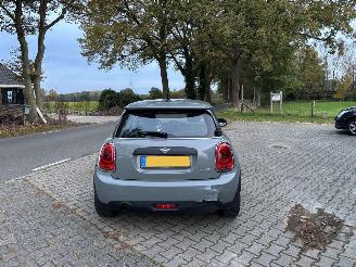Mini  1.5 EDITION CLIMA ABS PDC B.J 11-2018 SCHROEFSCHADE picture 6