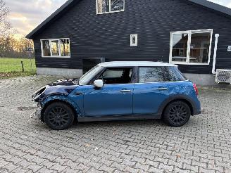 Mini Cooper AUTOMAAT 1.5 SPORT NAVI LEER CLIMA CAMERA B.J 07-2021 FULL OPTIONS picture 7