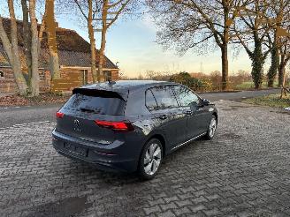Vaurioauto  passenger cars Volkswagen Golf 8.5 ETSI 1.5 HYBRIDE AUTOMAAT NAVI CLIMA CAMERA LED VIRT DASH TREKHAAK B.J 12-2024 2024/12