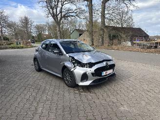 Mazda 2 AUTOMAAT HYBRIDE APP CLIMA CAMERA PDC STOELVERW B.J 7-2024 picture 3