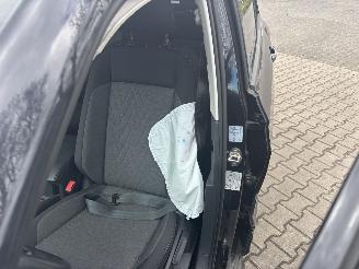 Volkswagen T-Cross AUTOMAAT 110 PKNAVI CLIMA CAMERA B.J 12-2024 FACELIFT picture 14