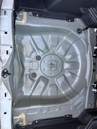 Toyota Yaris Cross 125 PK DYNAMIQ AIRCO CAMERA B.J 07-2022 6300 KM !!!! picture 17
