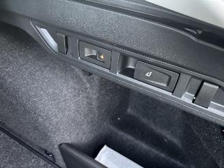 Skoda Octavia TSI AUTOMAAT HYBRIDE NAVI CLIMA VIRT DASH CAMERA TREKHAAK LED B.J 12-2024 picture 22