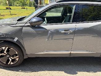Peugeot 2008 1.2 AUTOMAAT130 PK NAVI CLIMA CAMERA LED B.J 2024 picture 21