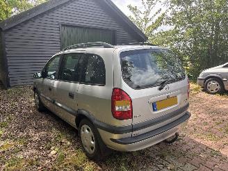 Opel Zafira 2.0 DIESEL COMFORT 7 PERSONEN B.J 2000 picture 3